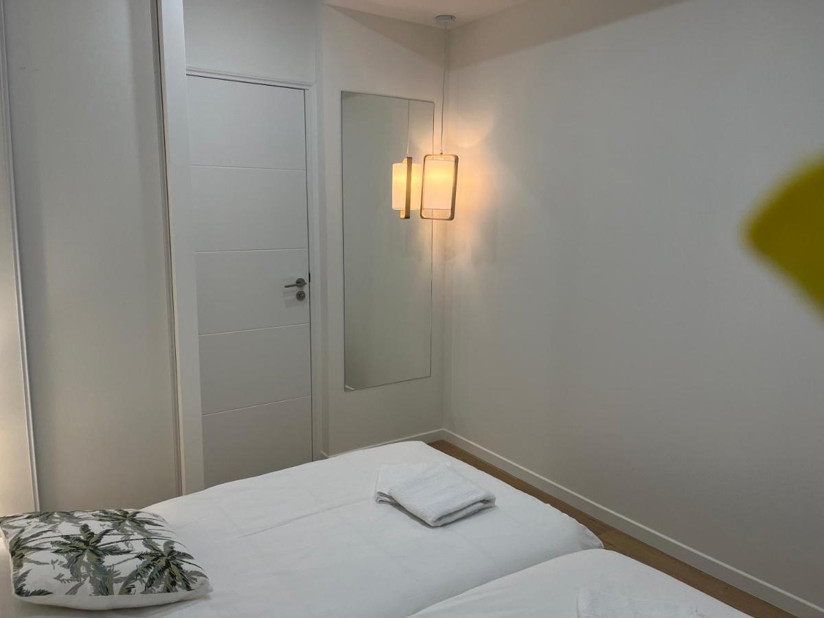 Appartement Luxe Jaune Saint-Etienne  Exterior photo