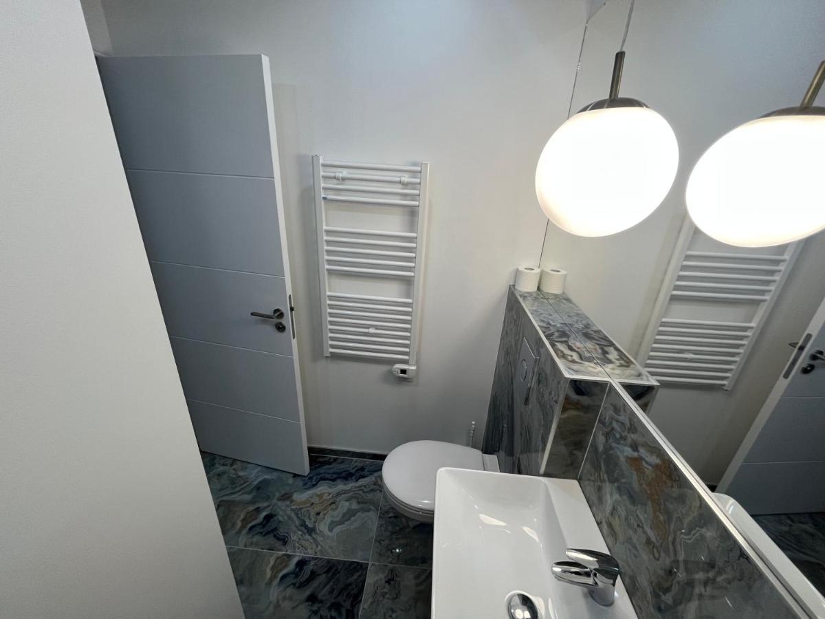 Appartement Luxe Jaune Saint-Etienne  Exterior photo